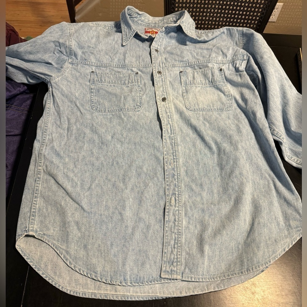Vintage 90s Looney Tunes Merrie Melodies Embroidered Denim Cotton ButtonUp Shirt - Picture 4 of 15